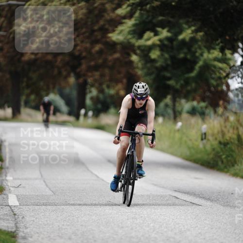 30.08.2026 - Elbe Triathlon Hamburg Michael Burmester http://msf.ph/oto/10075896 30.08.2026 11:11:03 Radfahren 1439 meine-sportfotos.de