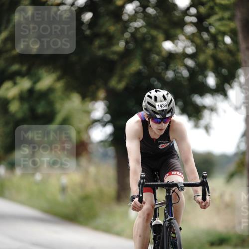 30.08.2026 - Elbe Triathlon Hamburg Michael Burmester http://msf.ph/oto/10075898 30.08.2026 11:11:04 Radfahren 1439 meine-sportfotos.de
