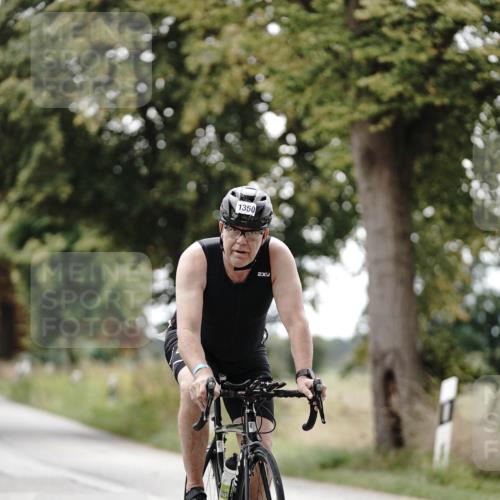 30.08.2026 - Elbe Triathlon Hamburg Michael Burmester http://msf.ph/oto/10075908 30.08.2026 11:11:24 Radfahren 1350 meine-sportfotos.de