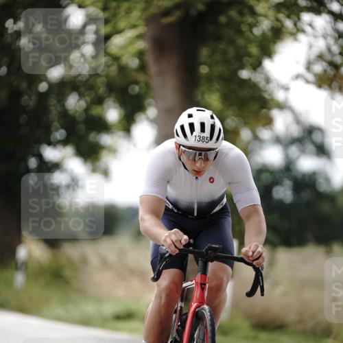 30.08.2026 - Elbe Triathlon Hamburg Michael Burmester http://msf.ph/oto/10075919 30.08.2026 11:11:41 Radfahren 1282, 1385 meine-sportfotos.de