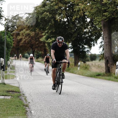 30.08.2026 - Elbe Triathlon Hamburg Michael Burmester http://msf.ph/oto/10075925 30.08.2026 11:11:55 Radfahren 1270, 1274, 1429, 1456, 1563 meine-sportfotos.de