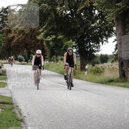 30.08.2026 - Elbe Triathlon Hamburg Michael Burmester http://msf.ph/oto/10075927 30.08.2026 11:11:57 Radfahren 1270, 1429, 1456, 1466, 1563 meine-sportfotos.de
