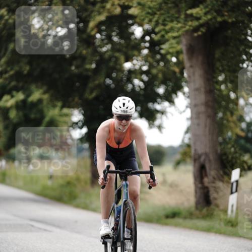 30.08.2026 - Elbe Triathlon Hamburg Michael Burmester http://msf.ph/oto/10075935 30.08.2026 11:12:04 Radfahren 1371, 1466 meine-sportfotos.de
