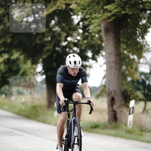 30.08.2026 - Elbe Triathlon Hamburg Michael Burmester http://msf.ph/oto/10075939 30.08.2026 11:12:06 Radfahren 1371, 1466 meine-sportfotos.de