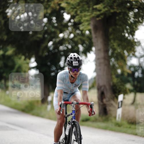 30.08.2026 - Elbe Triathlon Hamburg Michael Burmester http://msf.ph/oto/10076004 30.08.2026 11:13:03 Radfahren 1409, 1551, 1588 meine-sportfotos.de