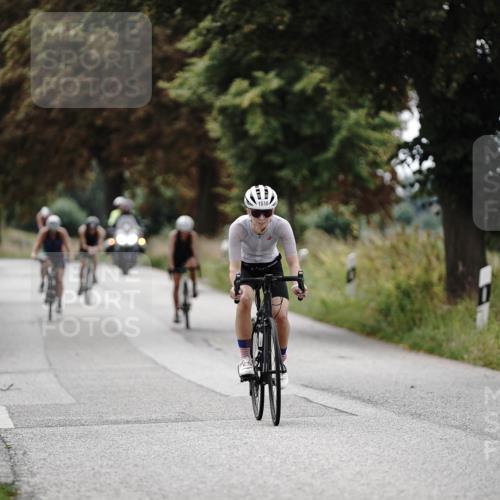 30.08.2026 - Elbe Triathlon Hamburg Michael Burmester http://msf.ph/oto/10076017 30.08.2026 11:13:17 Radfahren 1294, 1440, 1480, 1510, 1583 meine-sportfotos.de
