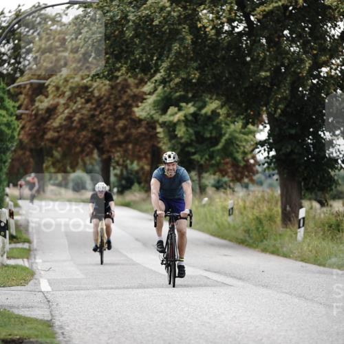 30.08.2026 - Elbe Triathlon Hamburg Michael Burmester http://msf.ph/oto/10076047 30.08.2026 11:13:35 Radfahren 1248, 1529, 1572 meine-sportfotos.de