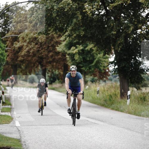 30.08.2026 - Elbe Triathlon Hamburg Michael Burmester http://msf.ph/oto/10076049 30.08.2026 11:13:35 Radfahren 1248, 1529, 1572 meine-sportfotos.de