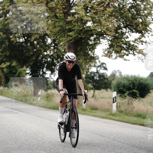 30.08.2026 - Elbe Triathlon Hamburg Michael Burmester http://msf.ph/oto/10076067 30.08.2026 11:14:06 Radfahren 1492, 1508, 1515 meine-sportfotos.de