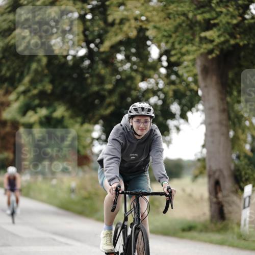 30.08.2026 - Elbe Triathlon Hamburg Michael Burmester http://msf.ph/oto/10076095 30.08.2026 11:14:34 Radfahren 1418, 1433, 1544, 1560 meine-sportfotos.de