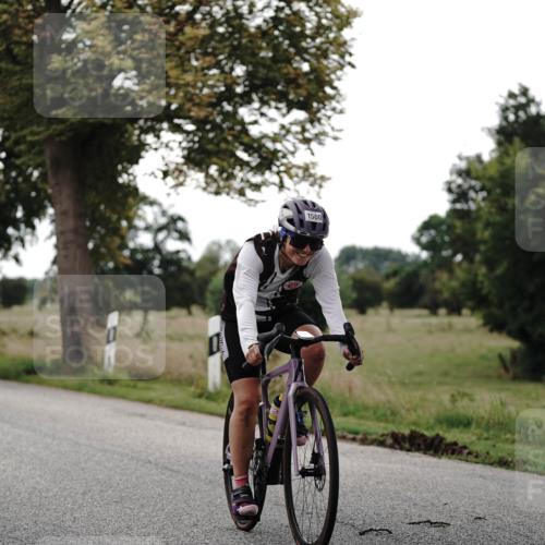 30.08.2026 - Elbe Triathlon Hamburg Michael Burmester http://msf.ph/oto/10076139 30.08.2026 11:15:12 Radfahren 1500 meine-sportfotos.de