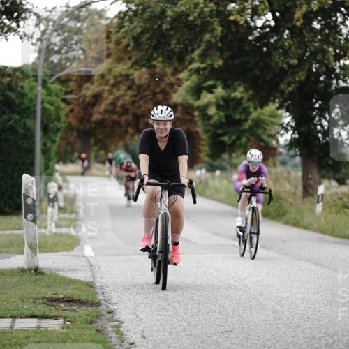 30.08.2026 - Elbe Triathlon Hamburg Michael Burmester http://msf.ph/oto/10076147 30.08.2026 11:15:31 Radfahren 1416, 1550, 1561, 1576 meine-sportfotos.de