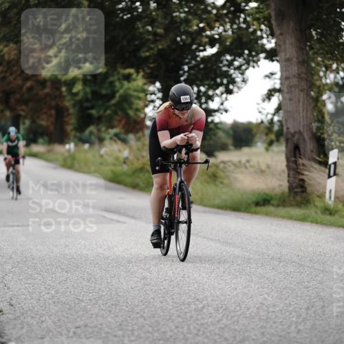 30.08.2026 - Elbe Triathlon Hamburg Michael Burmester http://msf.ph/oto/10076154 30.08.2026 11:15:35 Radfahren 1262, 1501, 1561 meine-sportfotos.de
