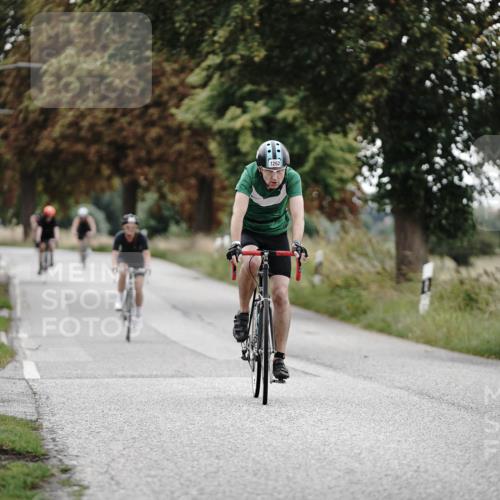 30.08.2026 - Elbe Triathlon Hamburg Michael Burmester http://msf.ph/oto/10076156 30.08.2026 11:15:38 Radfahren 1262, 1501, 1539, 1561 meine-sportfotos.de