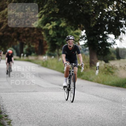 30.08.2026 - Elbe Triathlon Hamburg Michael Burmester http://msf.ph/oto/10076159 30.08.2026 11:15:41 Radfahren 1262, 1471, 1501, 1539 meine-sportfotos.de