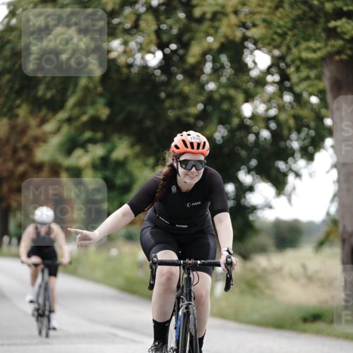 30.08.2026 - Elbe Triathlon Hamburg Michael Burmester http://msf.ph/oto/10076168 30.08.2026 11:15:45 Radfahren 1445, 1471, 1539 meine-sportfotos.de