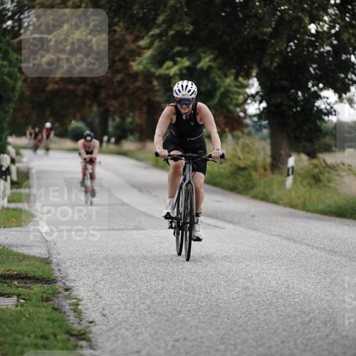 30.08.2026 - Elbe Triathlon Hamburg Michael Burmester http://msf.ph/oto/10076169 30.08.2026 11:15:46 Radfahren 1445, 1471, 1539 meine-sportfotos.de