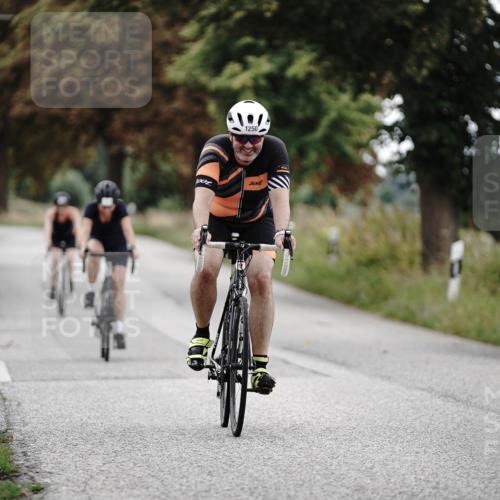30.08.2026 - Elbe Triathlon Hamburg Michael Burmester http://msf.ph/oto/10076178 30.08.2026 11:15:56 Radfahren 1250, 1472, 1580 meine-sportfotos.de