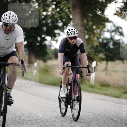 30.08.2026 - Elbe Triathlon Hamburg Michael Burmester http://msf.ph/oto/10076207 30.08.2026 11:16:23 Radfahren 1281, 1475, 1490 meine-sportfotos.de