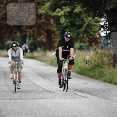 30.08.2026 - Elbe Triathlon Hamburg Michael Burmester http://msf.ph/oto/10076249 30.08.2026 11:17:30 Radfahren 1301, 1332, 1582 meine-sportfotos.de