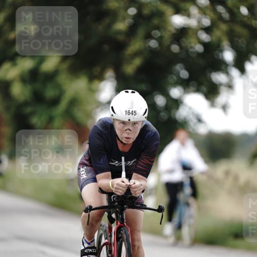 30.08.2026 - Elbe Triathlon Hamburg Michael Burmester http://msf.ph/oto/10076267 30.08.2026 11:17:49 Radfahren 1485, 1553, 1645 meine-sportfotos.de