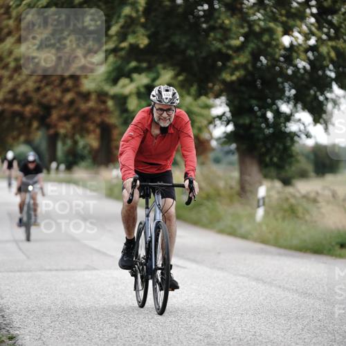 30.08.2026 - Elbe Triathlon Hamburg Michael Burmester http://msf.ph/oto/10076300 30.08.2026 11:18:19 Radfahren 1291, 1331, 1367 meine-sportfotos.de