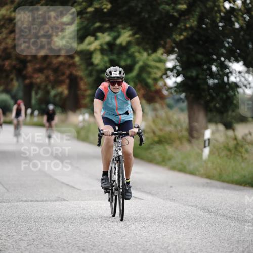 30.08.2026 - Elbe Triathlon Hamburg Michael Burmester http://msf.ph/oto/10076315 30.08.2026 11:18:30 Radfahren 1426, 1499, 1504, 1527, 1541, 1703 meine-sportfotos.de