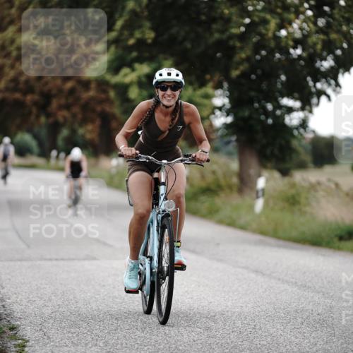 30.08.2026 - Elbe Triathlon Hamburg Michael Burmester http://msf.ph/oto/10076341 30.08.2026 11:19:16 Radfahren 1465, 1498 meine-sportfotos.de