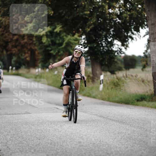 30.08.2026 - Elbe Triathlon Hamburg Michael Burmester http://msf.ph/oto/10076347 30.08.2026 11:19:20 Radfahren 1465, 1498, 1521 meine-sportfotos.de