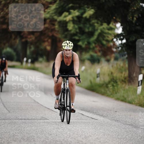 30.08.2026 - Elbe Triathlon Hamburg Michael Burmester http://msf.ph/oto/10076367 30.08.2026 11:19:34 Radfahren 1519, 1571, 1587 meine-sportfotos.de