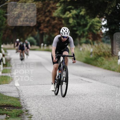 30.08.2026 - Elbe Triathlon Hamburg Michael Burmester http://msf.ph/oto/10076398 30.08.2026 11:19:52 Radfahren 1469, 1535, 1569 meine-sportfotos.de
