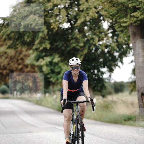 30.08.2026 - Elbe Triathlon Hamburg Michael Burmester http://msf.ph/oto/10076414 30.08.2026 11:20:02 Radfahren 1540, 1543 meine-sportfotos.de