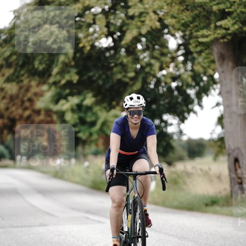 30.08.2026 - Elbe Triathlon Hamburg Michael Burmester http://msf.ph/oto/10076415 30.08.2026 11:20:02 Radfahren 1540, 1543 meine-sportfotos.de