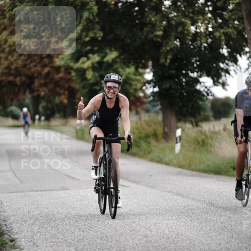 30.08.2026 - Elbe Triathlon Hamburg Michael Burmester http://msf.ph/oto/10076457 30.08.2026 11:20:57 Radfahren 1362, 1377, 1632 meine-sportfotos.de