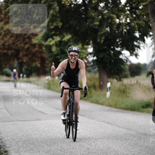 30.08.2026 - Elbe Triathlon Hamburg Michael Burmester http://msf.ph/oto/10076458 30.08.2026 11:20:57 Radfahren 1362, 1377, 1632 meine-sportfotos.de