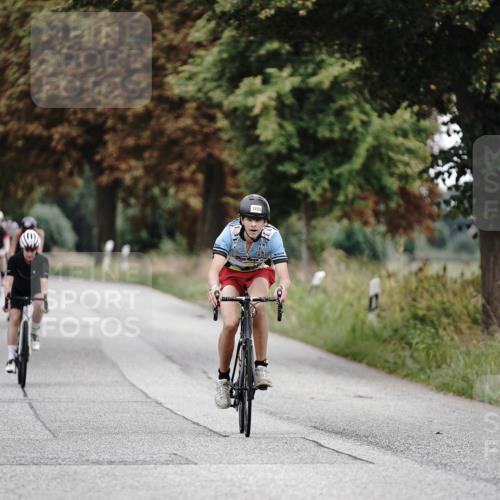 30.08.2026 - Elbe Triathlon Hamburg Michael Burmester http://msf.ph/oto/10076476 30.08.2026 11:21:16 Radfahren 1450, 1455, 1537, 1557, 1567, 1702 meine-sportfotos.de