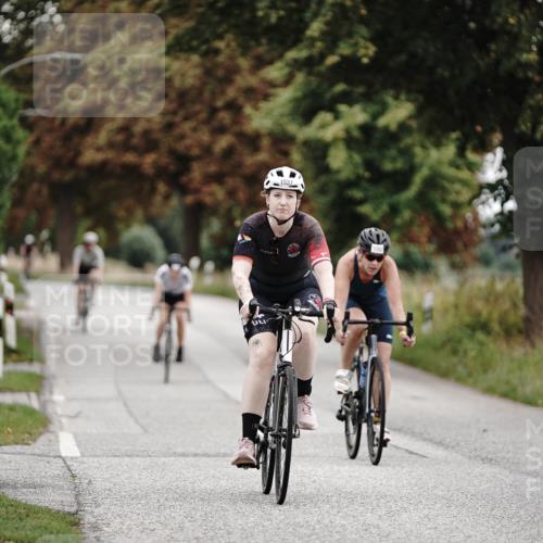 30.08.2026 - Elbe Triathlon Hamburg Michael Burmester http://msf.ph/oto/10076493 30.08.2026 11:21:22 Radfahren 1411, 1450, 1537, 1557, 1566, 1702 meine-sportfotos.de