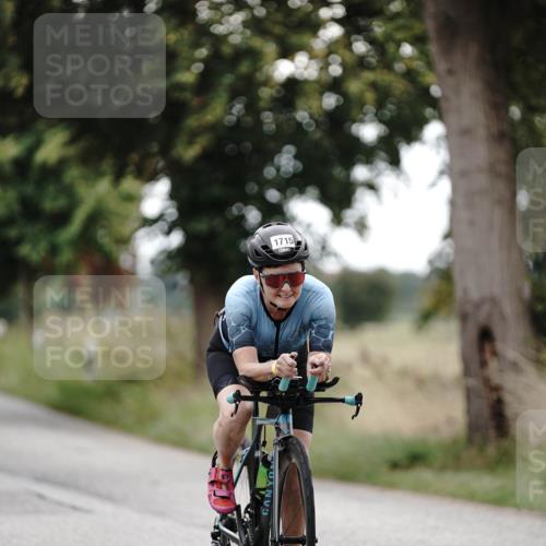 30.08.2026 - Elbe Triathlon Hamburg Michael Burmester http://msf.ph/oto/10076533 30.08.2026 11:21:55 Radfahren 1391, 1400, 1658, 1715 meine-sportfotos.de