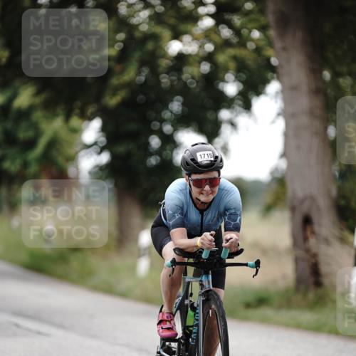 30.08.2026 - Elbe Triathlon Hamburg Michael Burmester http://msf.ph/oto/10076534 30.08.2026 11:21:55 Radfahren 1391, 1400, 1658, 1715 meine-sportfotos.de