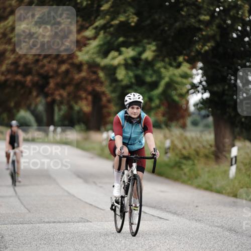 30.08.2026 - Elbe Triathlon Hamburg Michael Burmester http://msf.ph/oto/10076551 30.08.2026 11:22:04 Radfahren 801, 1423, 1596, 1633 meine-sportfotos.de