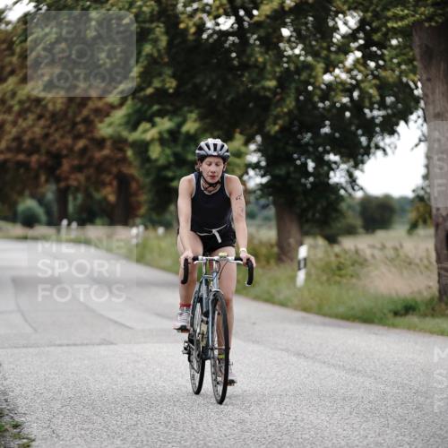 30.08.2026 - Elbe Triathlon Hamburg Michael Burmester http://msf.ph/oto/10076559 30.08.2026 11:22:08 Radfahren 801, 1596, 1633 meine-sportfotos.de