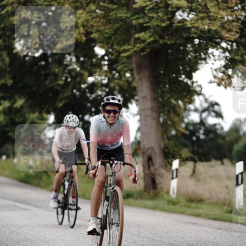 30.08.2026 - Elbe Triathlon Hamburg Michael Burmester http://msf.ph/oto/10076583 30.08.2026 11:22:38 Radfahren 1095, 1401, 1483 meine-sportfotos.de