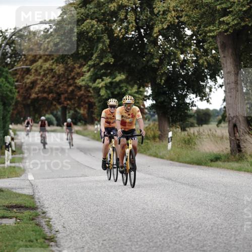 30.08.2026 - Elbe Triathlon Hamburg Michael Burmester http://msf.ph/oto/10076595 30.08.2026 11:22:47 Radfahren 1424, 1585, 1593 meine-sportfotos.de