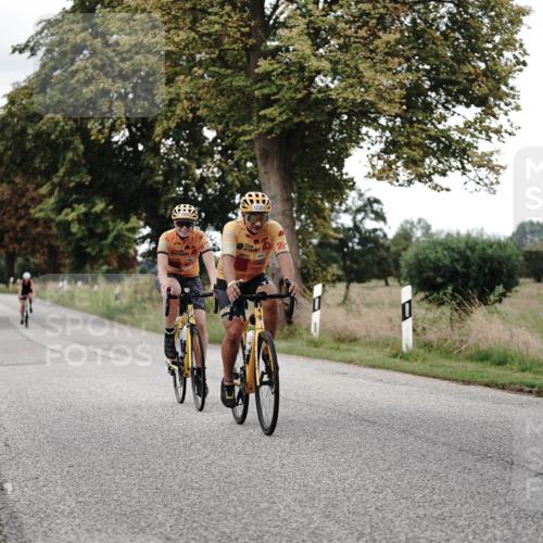 30.08.2026 - Elbe Triathlon Hamburg Michael Burmester http://msf.ph/oto/10076598 30.08.2026 11:22:48 Radfahren 1424, 1585, 1593 meine-sportfotos.de