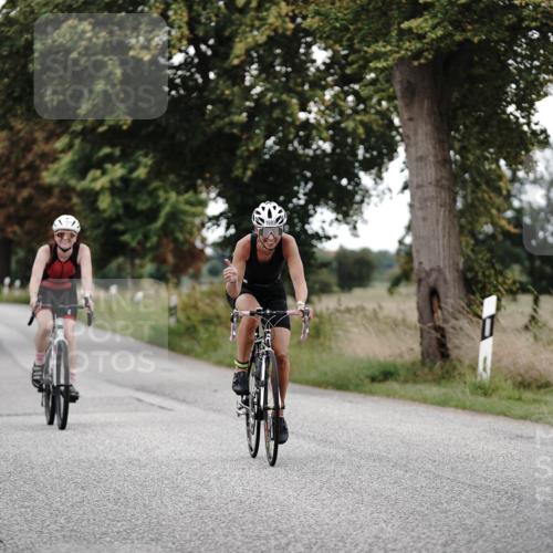 30.08.2026 - Elbe Triathlon Hamburg Michael Burmester http://msf.ph/oto/10076606 30.08.2026 11:22:51 Radfahren 1424, 1585, 1593, 1637 meine-sportfotos.de