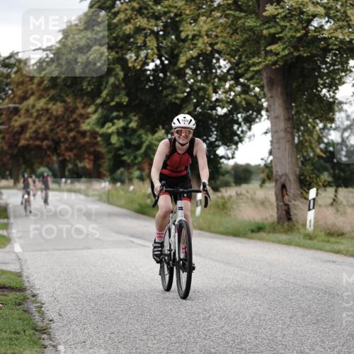 30.08.2026 - Elbe Triathlon Hamburg Michael Burmester http://msf.ph/oto/10076610 30.08.2026 11:22:53 Radfahren 1424, 1546, 1593, 1615, 1637 meine-sportfotos.de