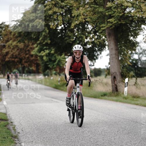 30.08.2026 - Elbe Triathlon Hamburg Michael Burmester http://msf.ph/oto/10076611 30.08.2026 11:22:53 Radfahren 1424, 1546, 1593, 1615, 1637 meine-sportfotos.de