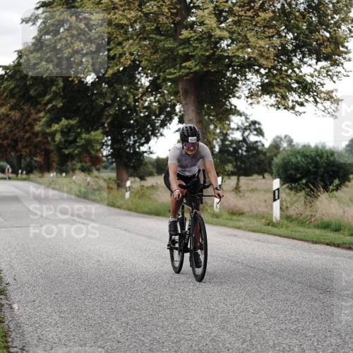 30.08.2026 - Elbe Triathlon Hamburg Michael Burmester http://msf.ph/oto/10076636 30.08.2026 11:23:10 Radfahren 1516, 1678 meine-sportfotos.de