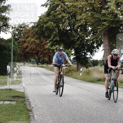 30.08.2026 - Elbe Triathlon Hamburg Michael Burmester http://msf.ph/oto/10076646 30.08.2026 11:23:23 Radfahren 1376, 1428, 1626, 1631, 1694 meine-sportfotos.de