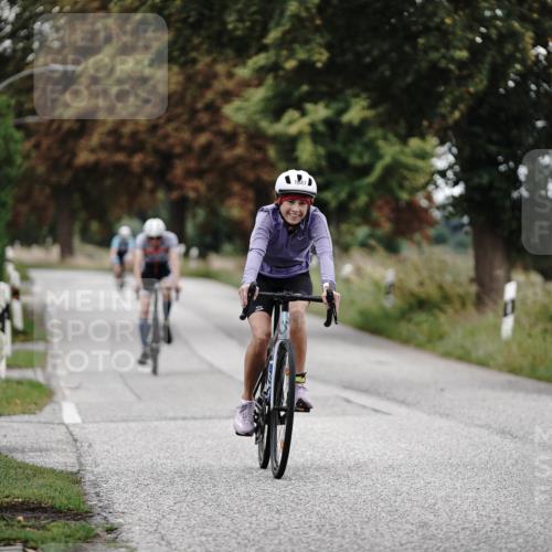 30.08.2026 - Elbe Triathlon Hamburg Michael Burmester http://msf.ph/oto/10076652 30.08.2026 11:24:02 Radfahren 1358, 1388, 1647 meine-sportfotos.de